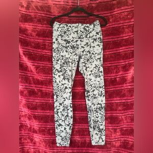 Lululemon Athletica Black and White Floral Leggings